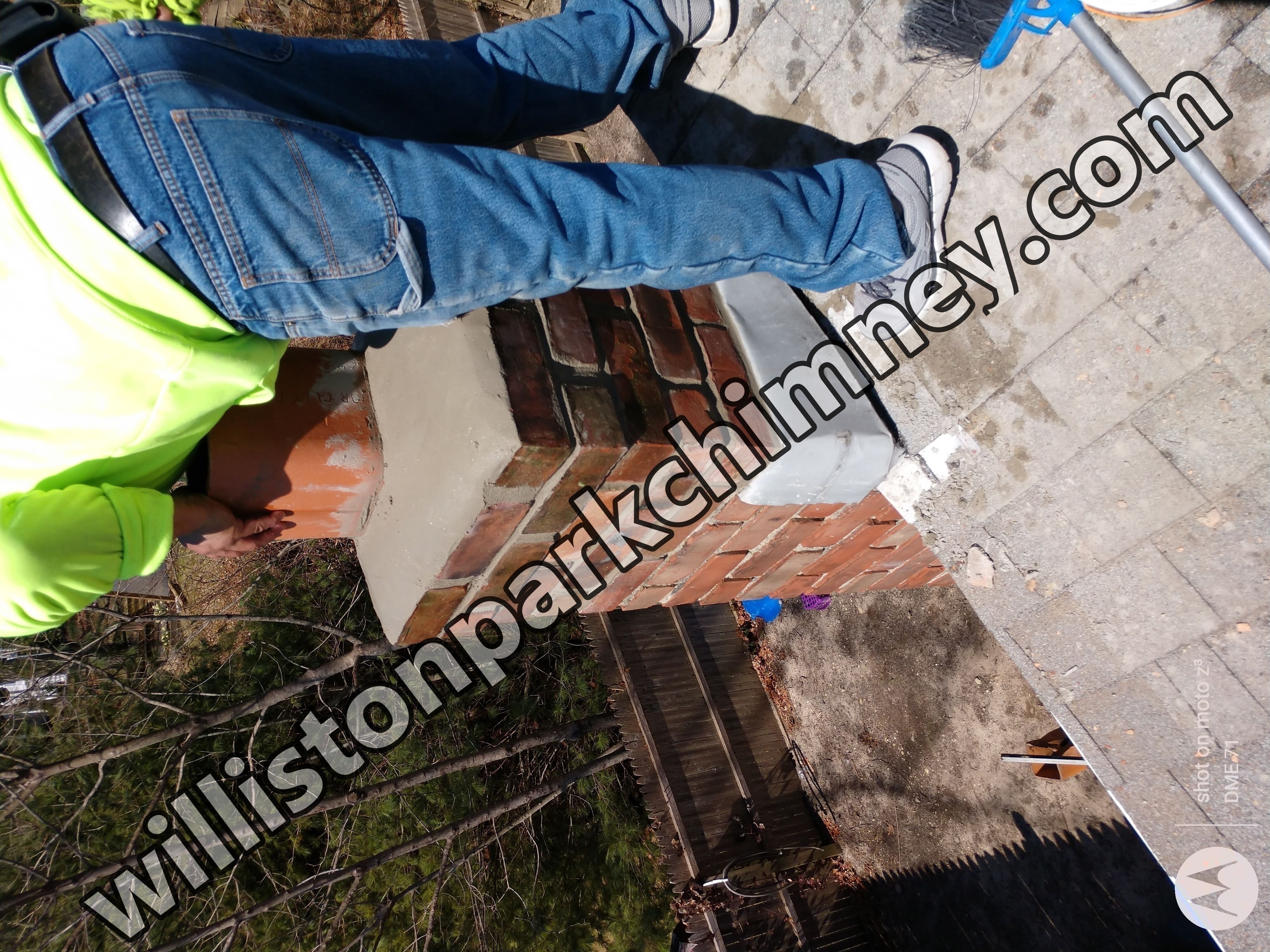 Cracked chimney professionally repaired in Williston Park, NY